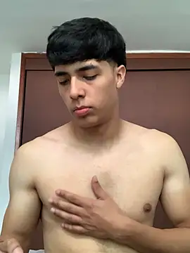 max ryderr online show from January 27, 2025, 3:50 pm