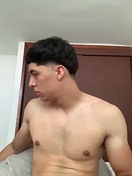 max ryderr online show from February 6, 2025, 9:49 pm