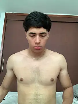 max ryderr online show from February 21, 2025, 3:21 pm