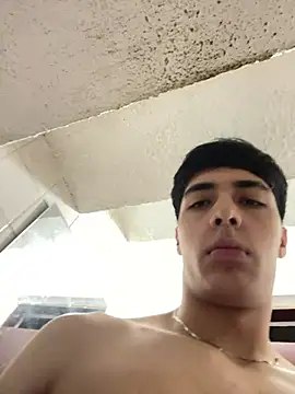 max ryderr online show from March 14, 2025, 3:14 pm