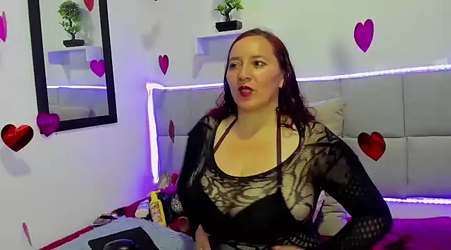 Snapshot of Madisson_Housse chatting on February 22, 2025, 10:52 pm Madisson Housse online show from February 22, 2025, 10:52 pm