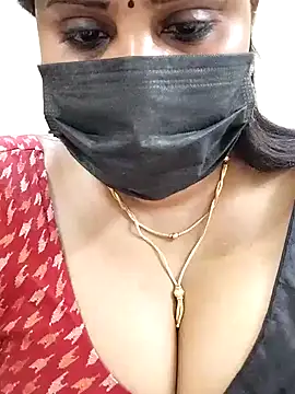 Queenflowerr online show from February 6, 2025, 5:25 am