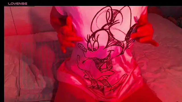 sweetchani666 online show from April 21, 2026, 3:28 pm