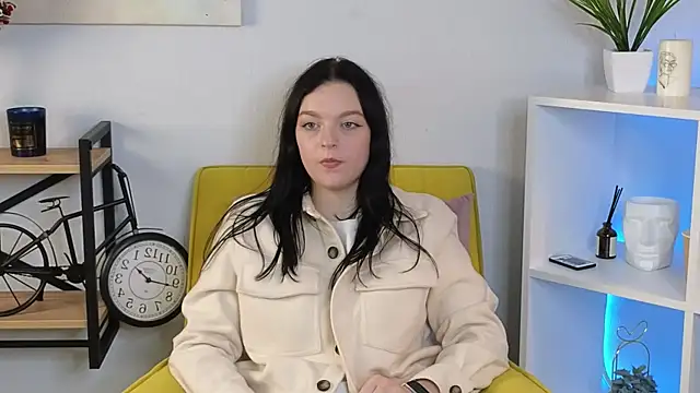 GladysHewell online show from January 22, 2025, 10:50 am