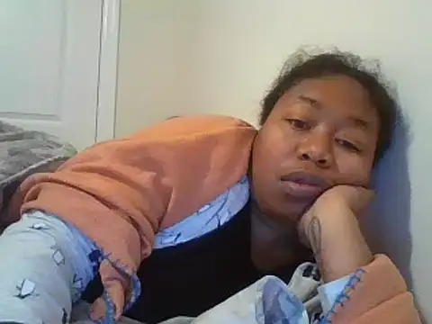 angeliquebelcali online show from February 21, 2025, 10:39 am