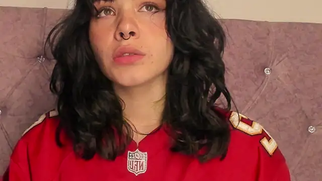 Snapshot of onix_bl4ck chatting on February 18, 2025, 12:04 am onix bl4ck online show from February 18, 2025, 12:04 am