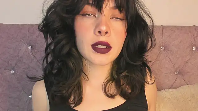 Snapshot of onix_bl4ck chatting on March 7, 2025, 4:11 pm onix bl4ck online show from March 7, 2025, 4:11 pm