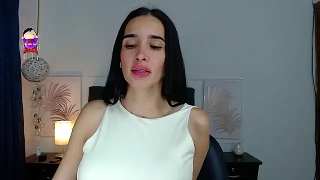 victoria adams07 online show from March 21, 2025, 5:00 am