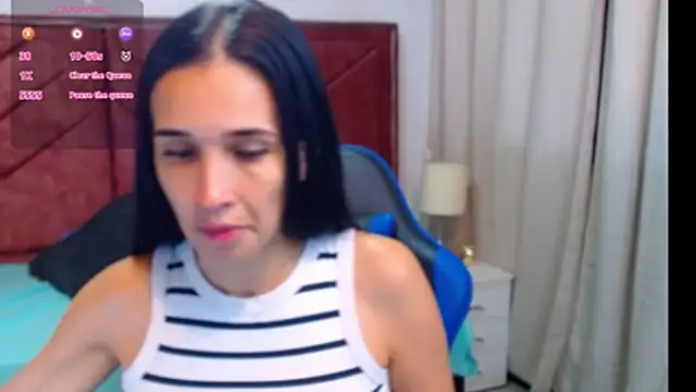 victoria adams07 online show from April 24, 2026, 10:34 pm