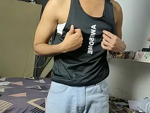 fit boyxx online show from October 30, 2025, 9:04 pm