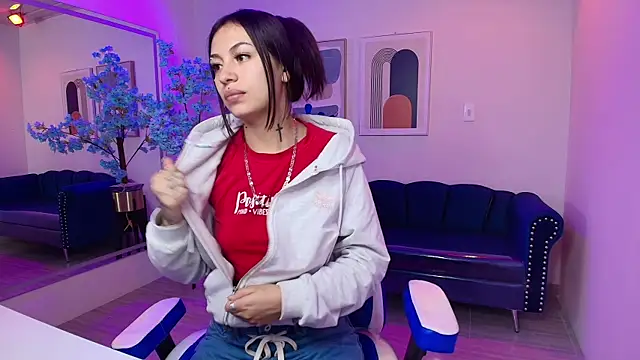 Charlotte ethan online show from February 11, 2025, 3:29 am