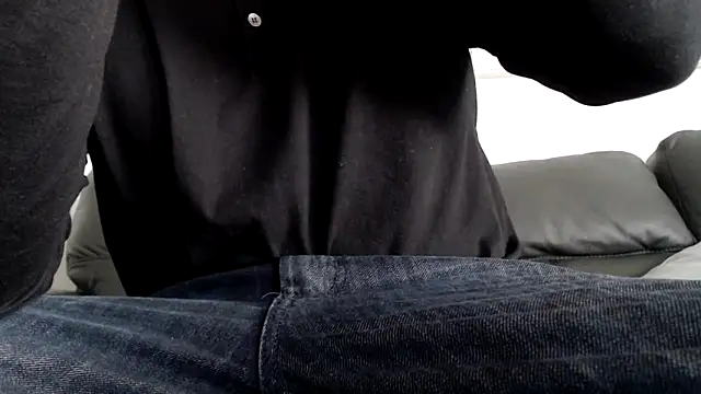 Snapshot of Str8_Soldier chatting on February 17, 2025, 10:58 pm Str8 Soldier online show from February 17, 2025, 10:58 pm