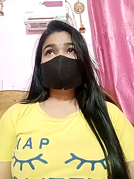 Snapshot of Simran-001 chatting on March 5, 2026, 12:34 pm Simran-001 online show from March 5, 2026, 12:34 pm