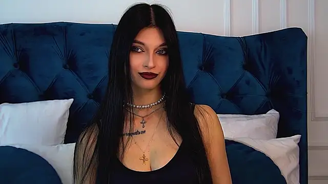 Snapshot of BeverlyMost chatting on June 7, 2026, 6:28 am BeverlyMost online show from June 7, 2026, 6:28 am