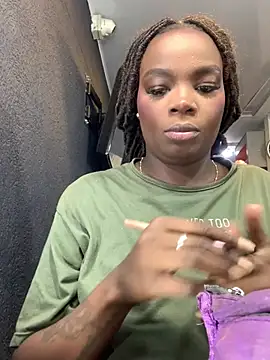 Snapshot of NatyParker chatting on April 25, 2026, 1:14 pm NatyParker online show from April 25, 2026, 1:14 pm