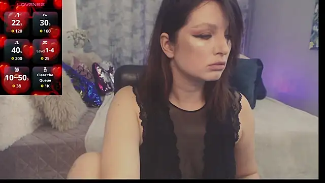 Snapshot of BritneyBarker chatting on July 7, 2026, 12:09 pm BritneyBarker online show from July 7, 2026, 12:09 pm