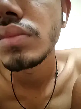 Snapshot of vas02vir chatting on February 3, 2025, 3:42 am vas02vir online show from February 3, 2025, 3:42 am