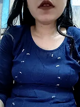 Snapshot of cute_IndianBabe chatting on April 22, 2026, 3:20 am cute IndianBabe online show from April 22, 2026, 3:20 am