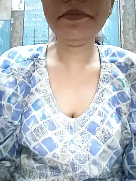 Snapshot of cute_IndianBabe chatting on July 17, 2026, 1:23 am cute IndianBabe online show from July 17, 2026, 1:23 am