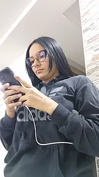 Snapshot of ruby__00 chatting on March 7, 2025, 8:33 pm ruby 00 online show from March 7, 2025, 8:33 pm