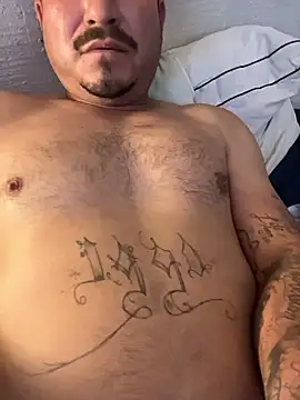 Snapshot of paullliliu chatting on January 13, 2026, 10:37 pm paullliliu online show from January 13, 2026, 10:37 pm