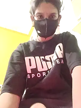 Snapshot of Hoty_maneya chatting on December 2, 2025, 3:18 pm Hoty maneya online show from December 2, 2025, 3:18 pm