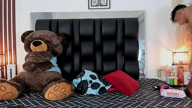 Amberr1 online show from January 28, 2025, 12:11 pm