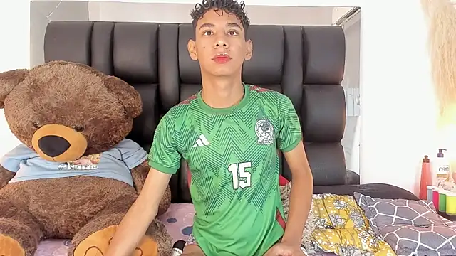 Amberr1 online show from January 31, 2025, 12:18 pm