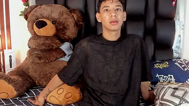 Amberr1 online show from February 8, 2025, 12:17 pm