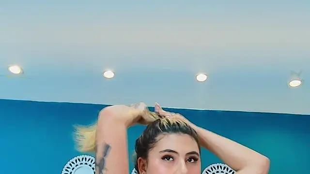 MeganCrow online show from February 25, 2025, 7:25 pm