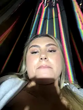 MeganCrow online show from December 15, 2025, 11:09 pm