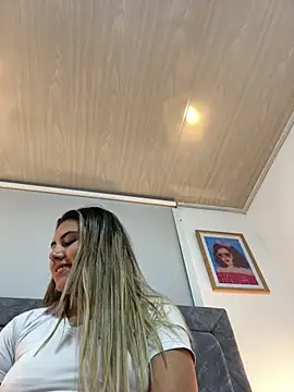 MeganCrow online show from February 20, 2026, 6:26 am