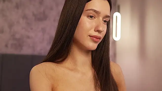 justbarbiee online show from October 11, 2025, 5:55 pm