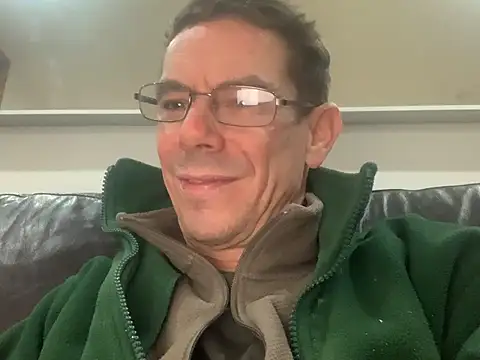 Snapshot of Kenhornu chatting on February 20, 2026, 1:13 am Kenhornu online show from February 20, 2026, 1:13 am