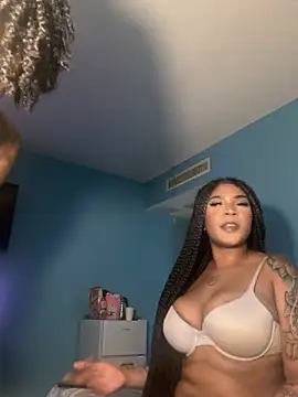 Snapshot of squirmxx10 chatting on February 10, 2025, 2:41 am squirmxx10 online show from February 10, 2025, 2:41 am