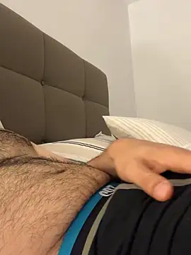 MarioJavi1976 online show from November 28, 2025, 11:29 pm