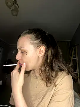 bunnythetailor online show from December 13, 2025, 9:42 pm