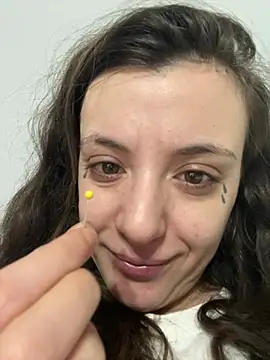 bunnythetailor online show from February 22, 2026, 8:51 pm