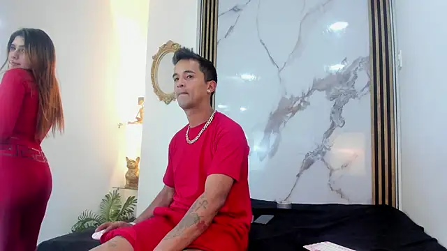 Snapshot of Nikki_and_Mayk chatting on September 26, 2025, 2:37 am Nikki and Mayk online show from September 26, 2025, 2:37 am