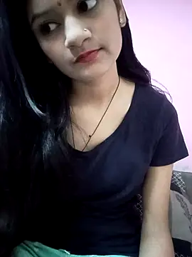 Tanu-00 online show from September 25, 2025, 4:21 pm