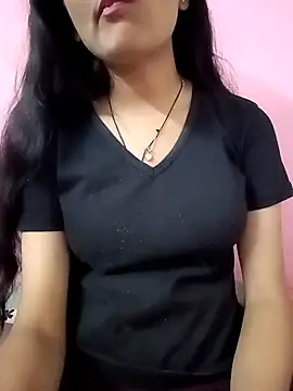 Tanu-00 online show from December 4, 2025, 7:00 pm