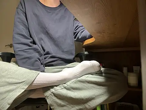 Snapshot of Phil_6677 chatting on March 26, 2026, 4:12 pm Phil 6677 online show from March 26, 2026, 4:12 pm