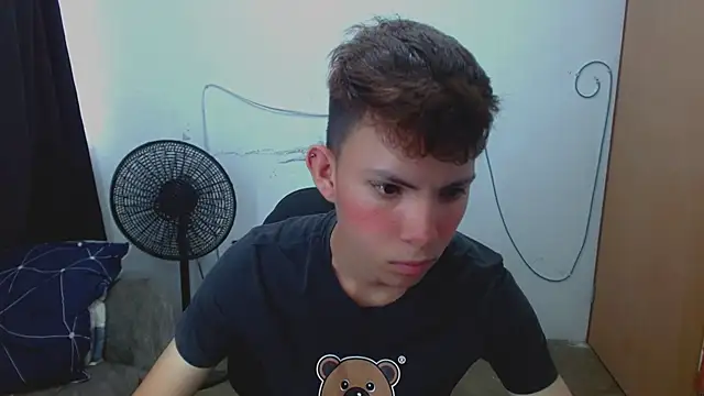 Alexxx lov online show from April 8, 2026, 12:38 pm