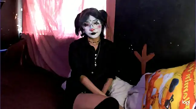 Snapshot of Sharkyu1 chatting on March 2, 2025, 7:45 pm Sharkyu1 online show from March 2, 2025, 7:45 pm