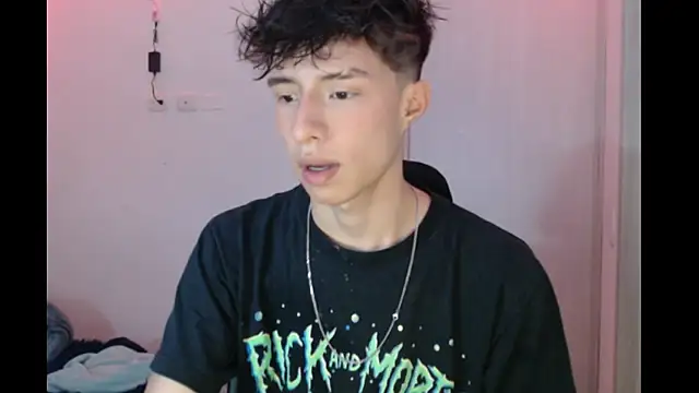 Juanmres online show from November 25, 2025, 2:11 am