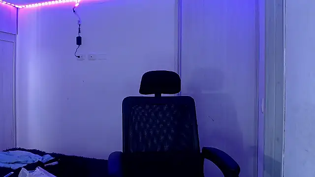 Juanmres online show from December 22, 2025, 6:49 pm