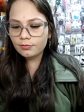 Vale Saenzz online show from February 24, 2026, 6:17 pm