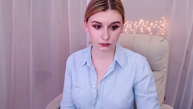 Freya Celestial online show from March 2, 2025, 1:38 pm