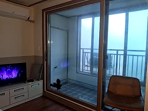 Doh728 online show from March 2, 2025, 7:10 am