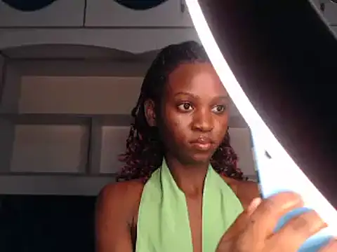 Snapshot of YoungDiva69 chatting on March 22, 2025, 8:04 pm YoungDiva69 online show from March 22, 2025, 8:04 pm